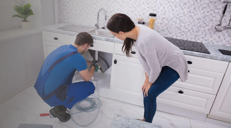 Expert burst pipe repair services in Beech Creek, KY